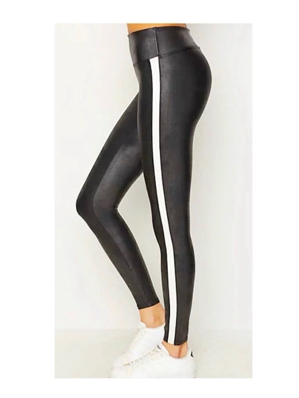 Spanx Womens Tummy Control Faux Leather Leggings With Side Stripes Sz XS